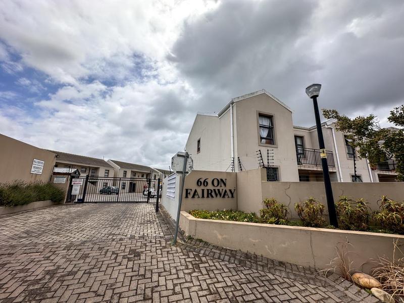 2 Bedroom Property for Sale in Fairview Golf Estate Western Cape